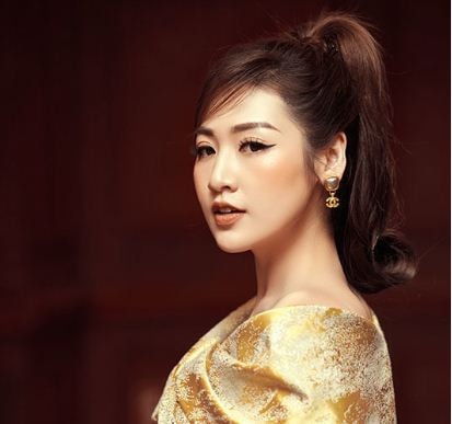 Thực hư mối quan hệ giữa á hậu Tú Anh và 'ông trùm' hoa hậu