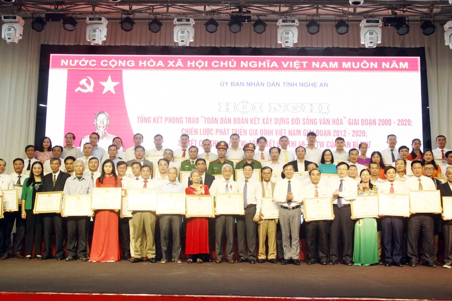 Nghệ An vinh danh 95 tập thể, cá nhân trong phong trào 'Toàn dân đoàn kết xây dựng đời sống văn hóa'
