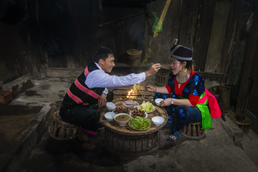 Thơm 'điếc mũi' thịt chuột rừng nơi Cổng trời Mường Lống  