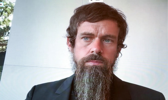 CEO Twitter: Xóa tài khoản của ông Trump là đúng đắn!