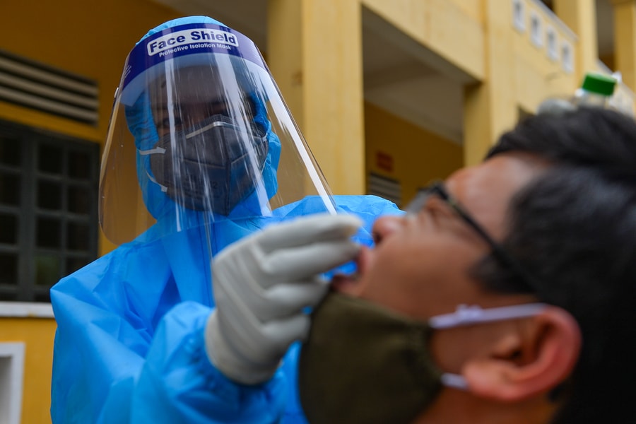 Phó Thủ tướng Vũ Đức Đam: Cố gắng trong 10 ngày để khoanh vùng, dập dịch