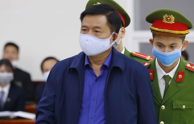 Ông Đinh La Thăng bị phạt thêm 11 năm tù, bồi thường 200 tỷ đồng