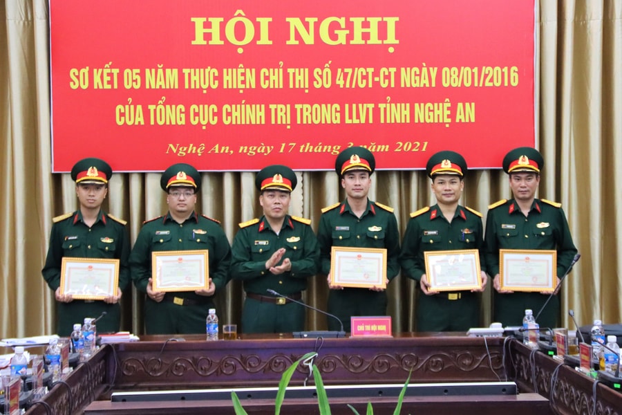 Bộ CHQS tỉnh: Mọi quân nhân cần nhận diện rõ âm mưu, thủ đoạn của kẻ thù trên không gian mạng