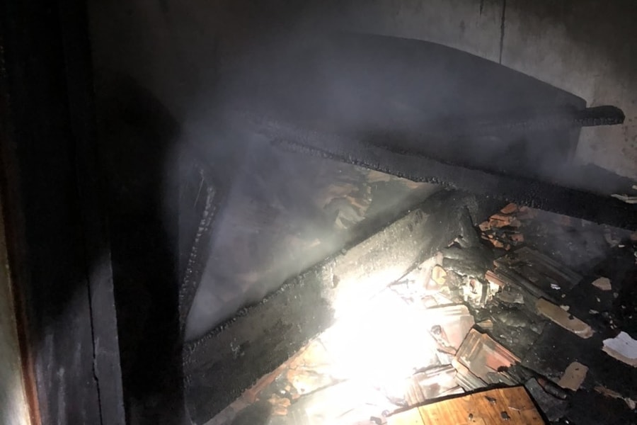 Mâu thuẫn gia đình, con trai châm lửa đốt nhà cha mẹ  ​