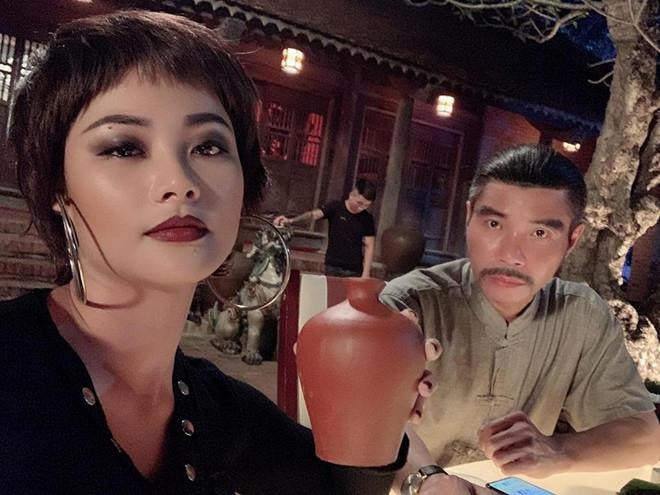 Bóng hồng mới trong 'Hướng dương ngược nắng'