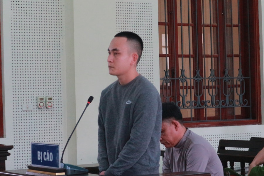 Hai con nghiện ở Quảng Nam góp tiền ra Nghệ An mua 'hàng trắng'