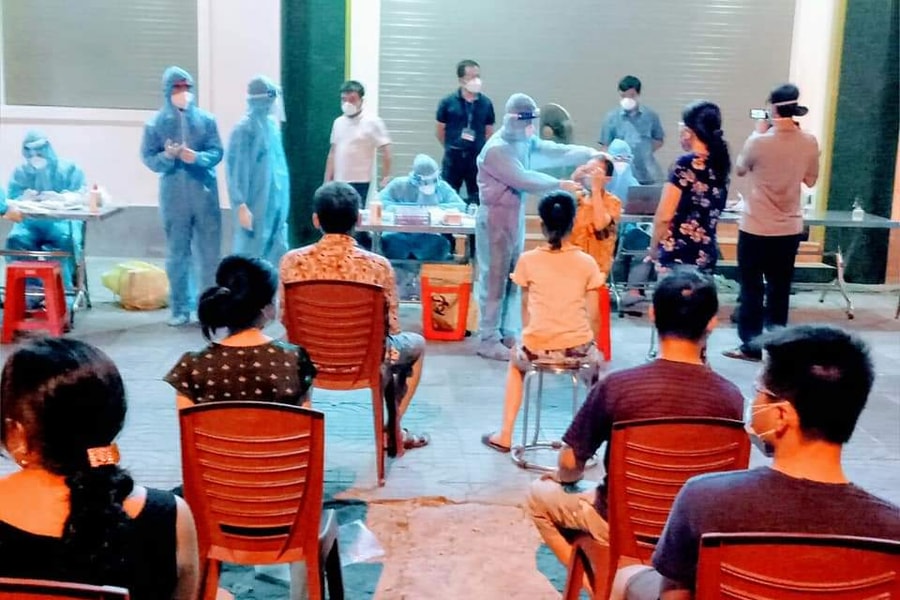 Sự hy sinh thầm lặng, cao cả của những 'chiến binh' ở CDC Nghệ An  