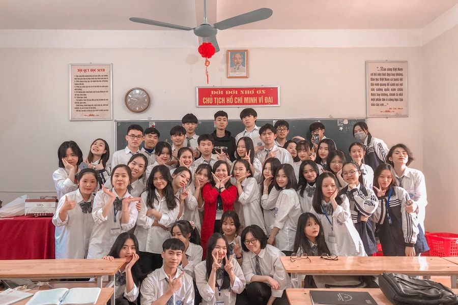 Lớp học trường làng ở Nghệ An có 37 em đạt trên 26 điểm thi THPT quốc gia