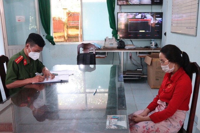 Nhân viên trộm 2.380 nhẫn vàng của chủ