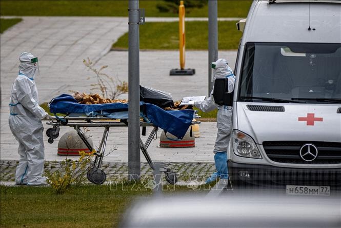 Sáng 1/11: Ca mắc, tử vong mới ở Nga cao nhất thế giới; Dịch lan nhanh ở Trung Quốc