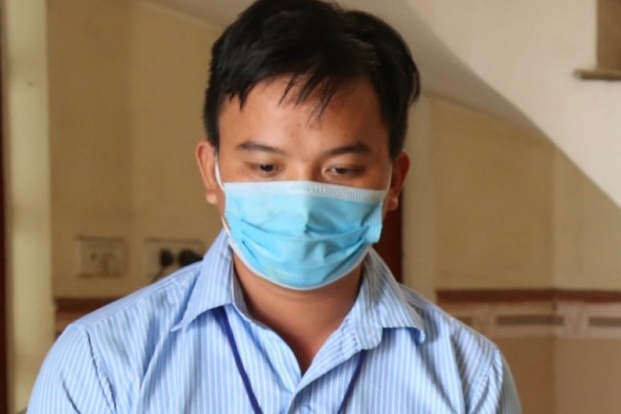 Bắt giữ bác sĩ trong đường dây tiêm vaccine 'chui'