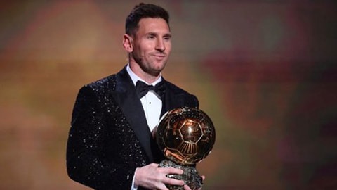 Messi giành Quả bóng Vàng 2021; Ông Park chốt danh sách ĐT Việt Nam dự AFF Cup 2020