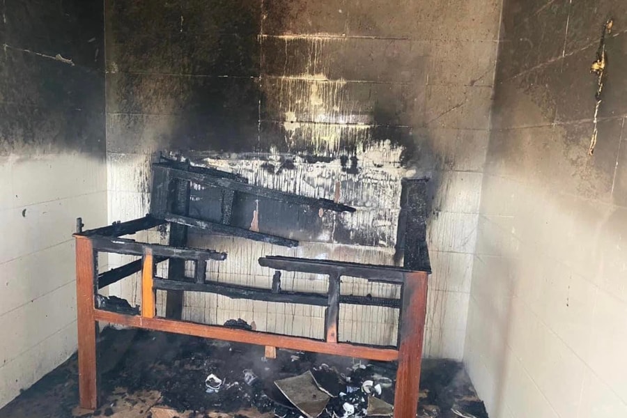 Thắp hương mồng 1, một nhà dân bốc cháy