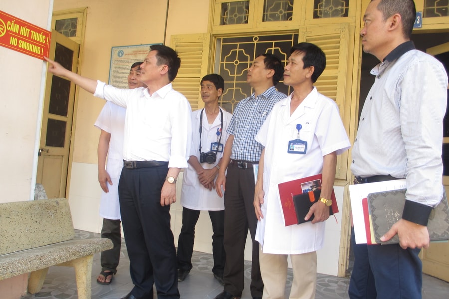 Xây dựng nơi làm việc không khói thuốc lá