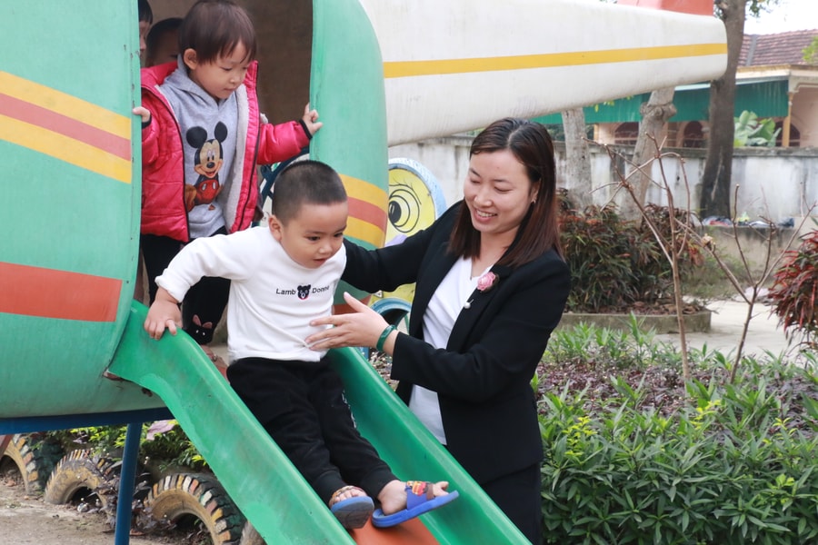 Nghệ An: Từ tháng 1/2022, hơn 1.700 giáo viên mầm non hợp đồng đứng trước nguy cơ không có lương 