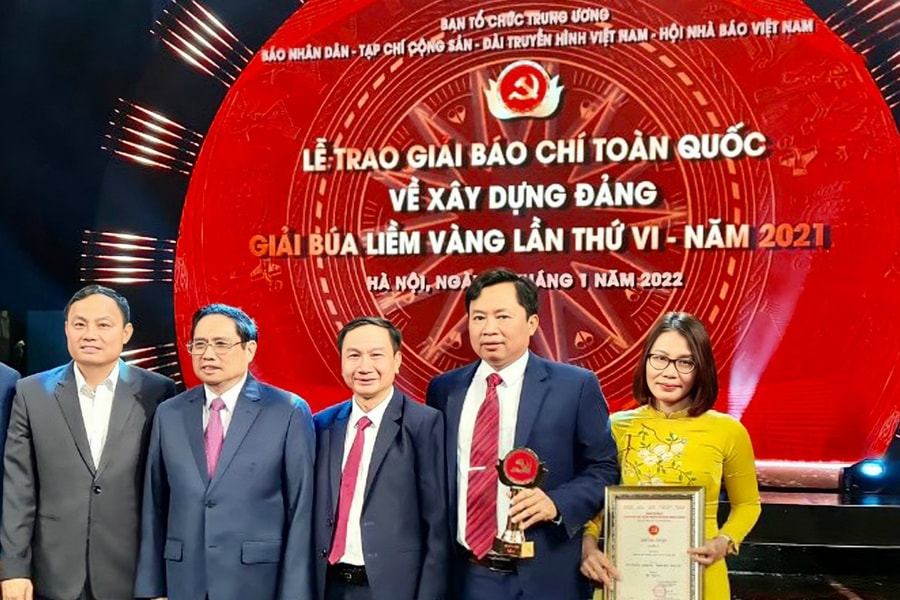 Giải Búa liềm Vàng góp phần xây dựng hệ thống chính trị