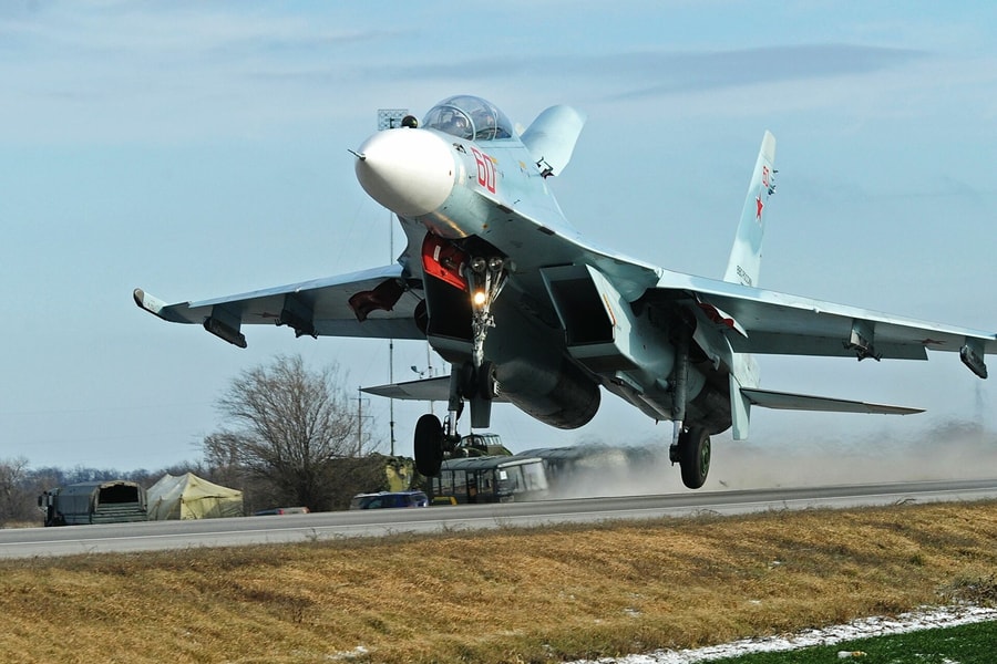 Sự vượt trội của máy bay Su-30 của Nga so với F-15 của Mỹ