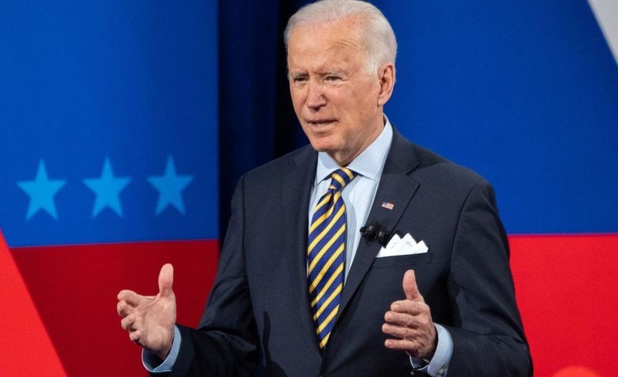Tổng thống Hoa Kỳ Biden lảng tránh câu trả lời khi các nhà báo hỏi về Ukraine
