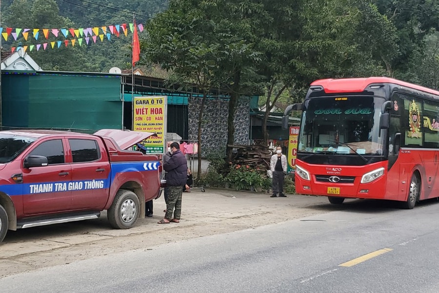 Nghệ An xử lý nghiêm xe khách chạy vượt tuyến 