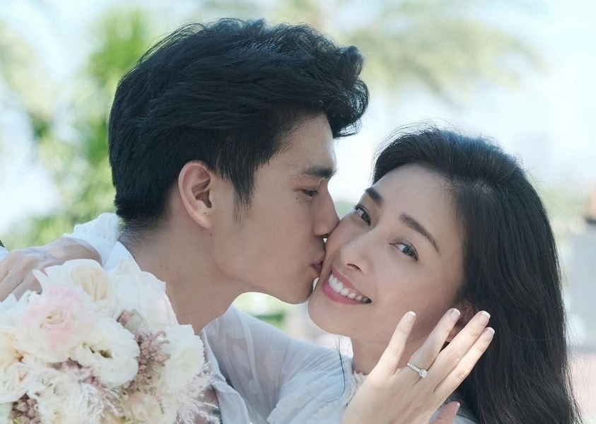 'Đả nữ' Ngô Thanh Vân khoe nhẫn đính hôn, chính thức thông báo về hôn lễ  