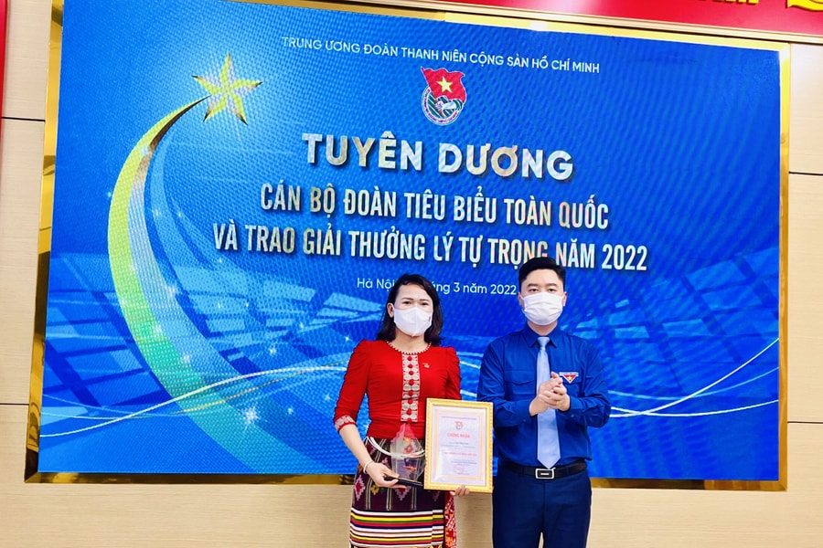 Câu chuyện của nữ thủ lĩnh đoàn huyện rẻo cao Tương Dương đạt giải thưởng Lý Tự Trọng 