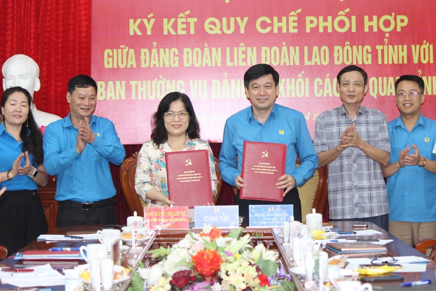 Tăng cường vai trò lãnh đạo của Đảng đối với tổ chức công đoàn