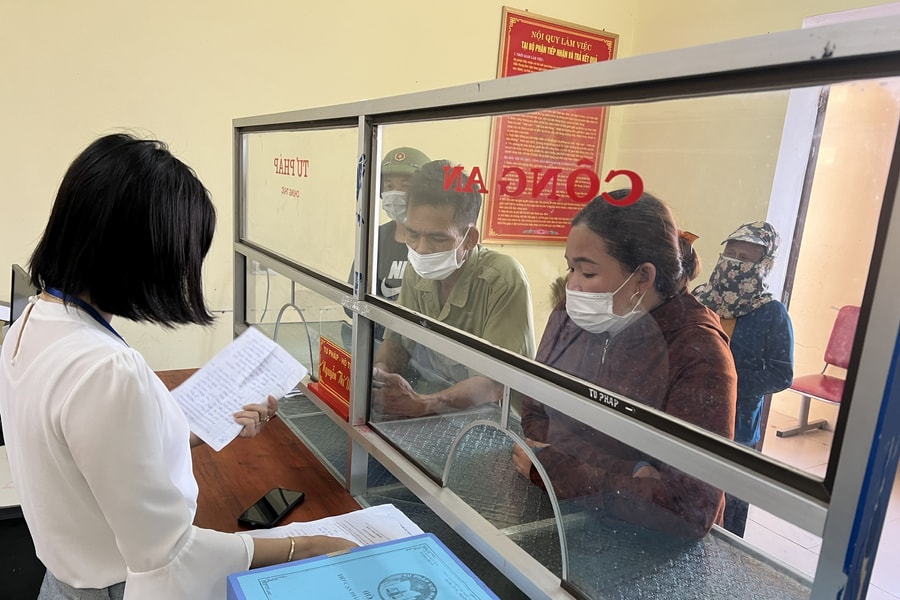 Xây dựng xã, phường đạt chuẩn tiếp cận pháp luật gắn với mục tiêu nông thôn mới