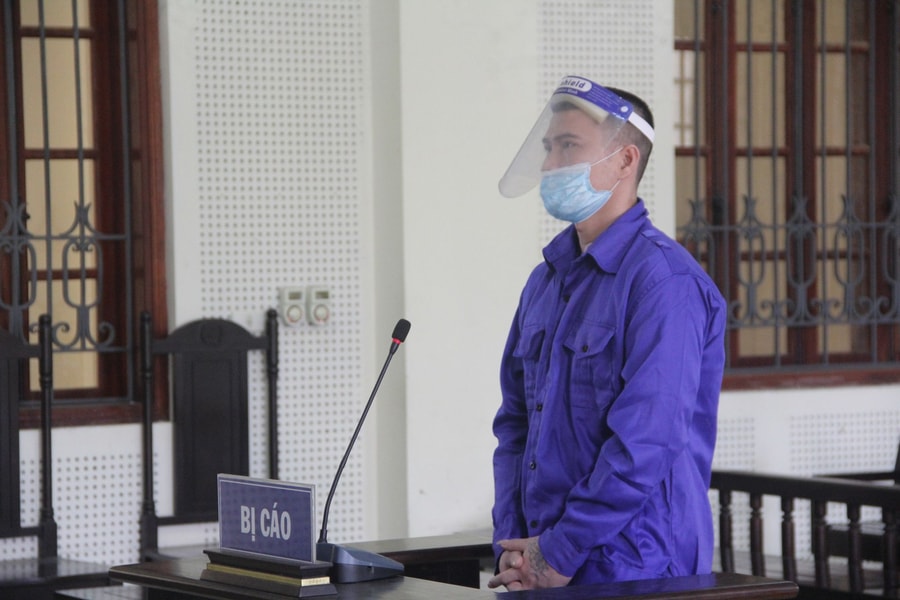 Mua hồng phiến cho bạn cũ, gã trai lần nữa sống cảnh 'cơm tù'