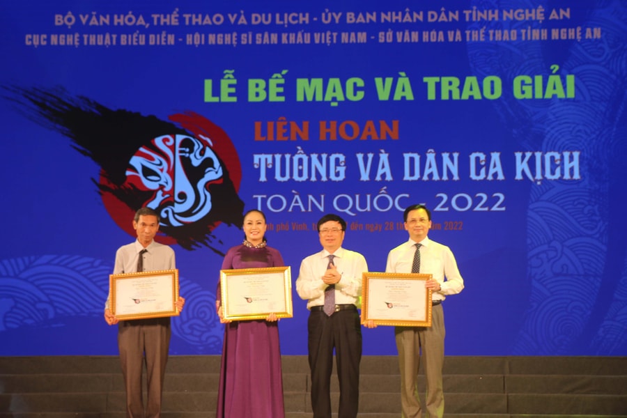 Trung tâm Nghệ thuật truyền thống tỉnh Nghệ An đoạt Huy chương Vàng tại Liên hoan Tuồng và Dân ca kịch toàn quốc 2022