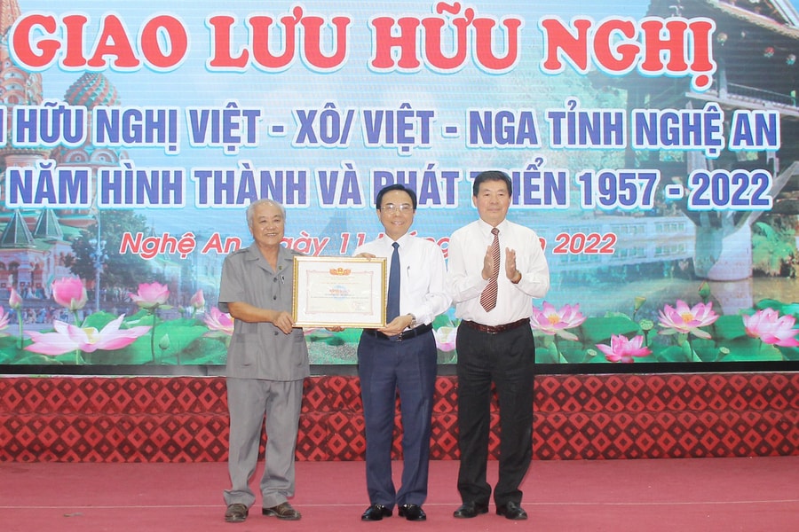 Hội Hữu nghị Việt - Nga tỉnh Nghệ An giao lưu nhân kỷ niệm 65 năm thành lập