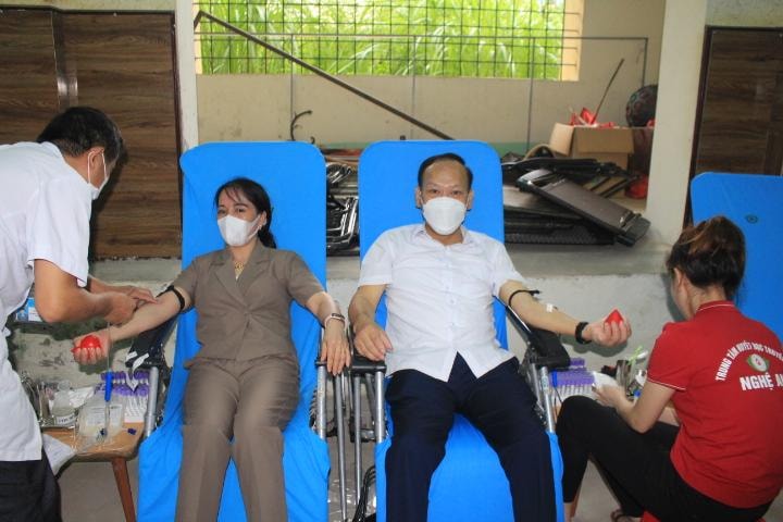 Hơn 1.200 tình nguyện viên tham gia ngày hội hiến máu ở Quỳ Hợp