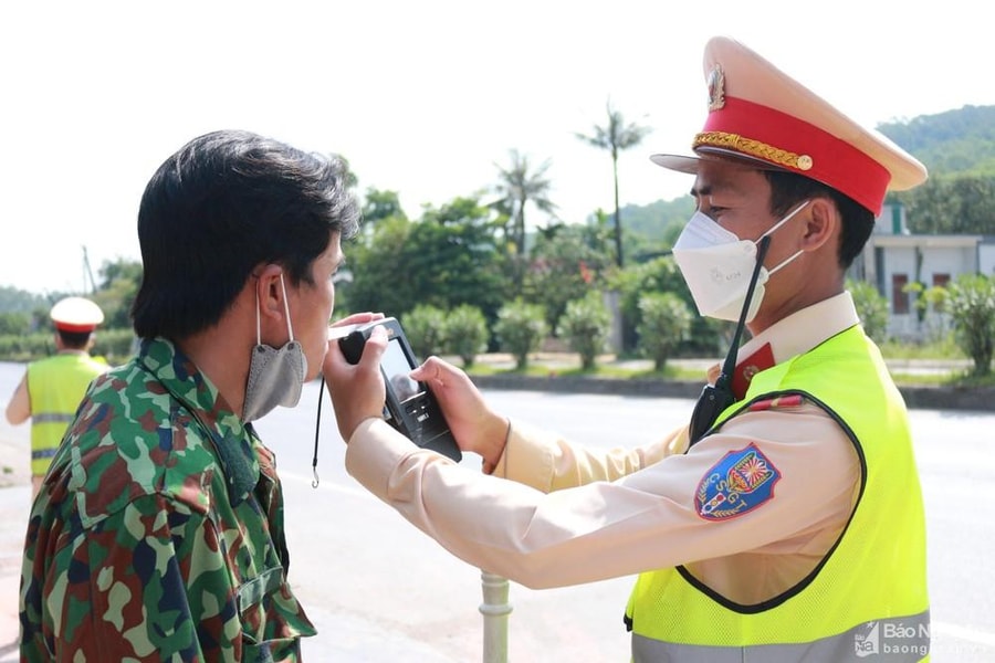 Tăng cường kiểm soát, xử lý nghiêm vi phạm, kéo giảm tai nạn giao thông trên cả 3 tiêu chí 