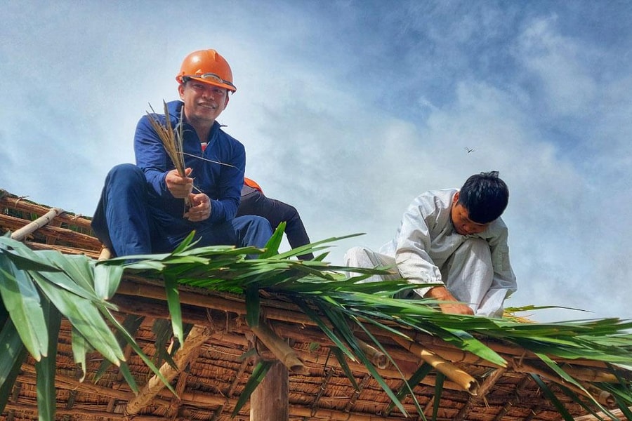 Góp tranh, tre, nứa dựng nhà đọc sách cho học sinh vùng cao trước thềm năm học mới