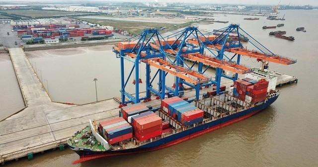 Điều chỉnh thẩm quyền quản lý nhà nước tại cảng, bến thủy nội địa