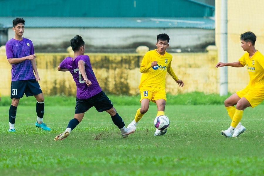 Đội trẻ Sông Lam Nghệ An sẵn sàng cho Giải Bóng đá hạng 3 Quốc gia 2022