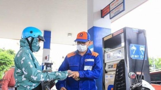 Liên bộ thống nhất tăng mức chi phí vận chuyển và phụ phí xăng dầu từ kỳ điều hành tới