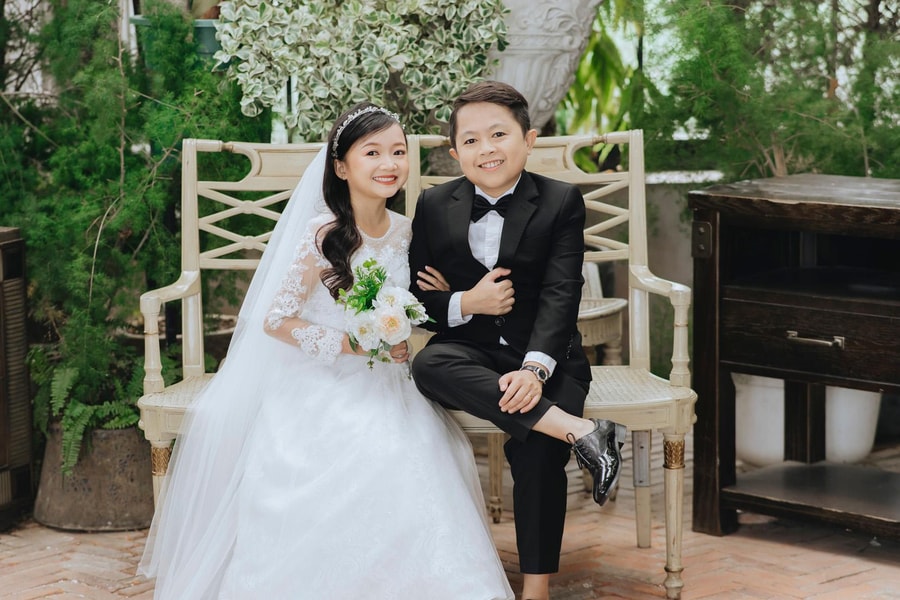 Đám cưới đặc biệt của 'cặp đôi tí hon' ở xứ Nghệ