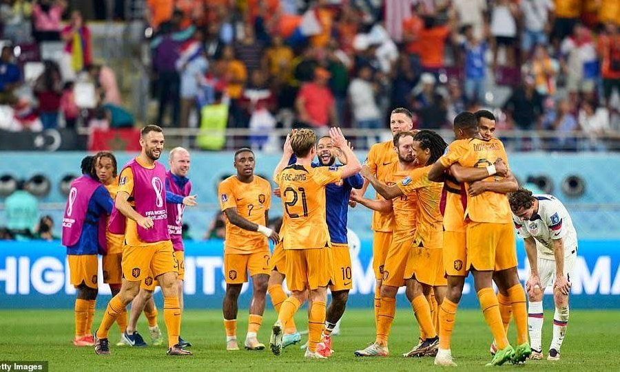 World Cup 2022: 'Cơn lốc màu da cam' khẳng định đẳng cấp