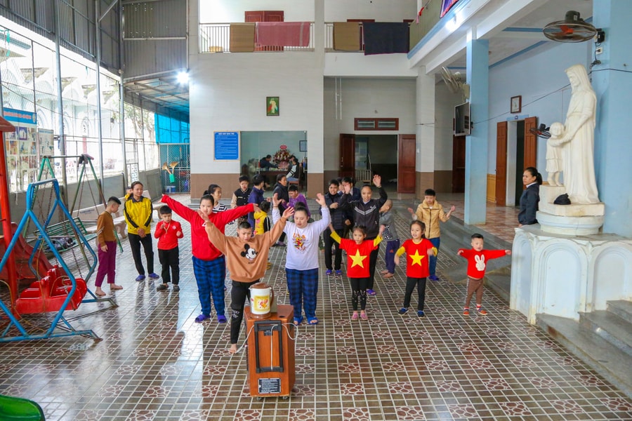 Những người mẹ của nhiều mảnh đời bất hạnh