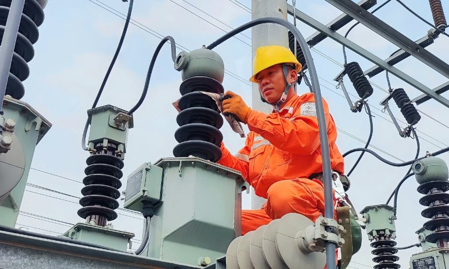 Công ty Điện lực Nghệ An: Nhiều hoạt động ý nghĩa, thiết thực trong tháng 'Tri ân khách hàng'