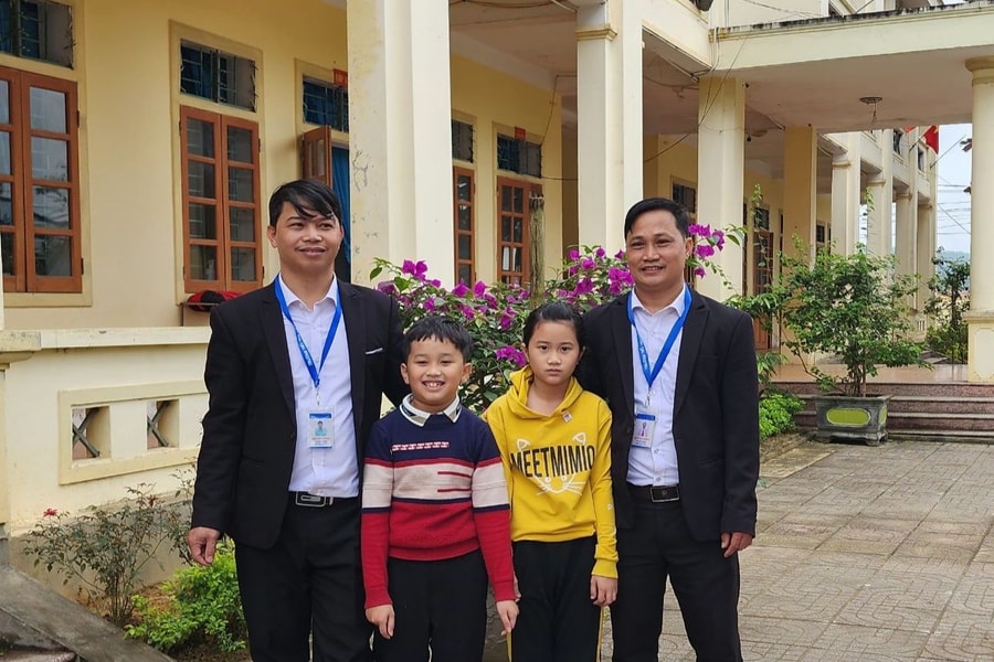 Hai anh em ruột cùng đạt danh hiệu giáo viên dạy giỏi tỉnh bậc tiểu học