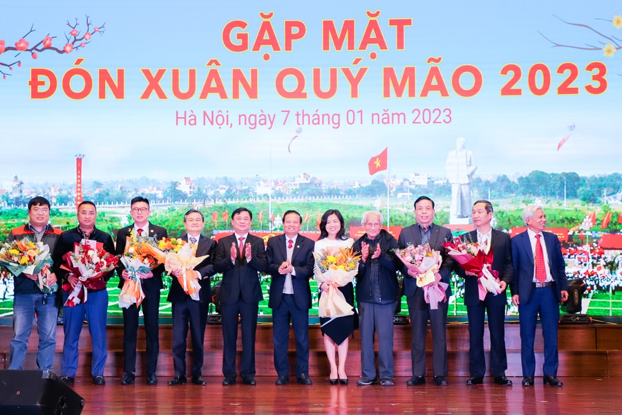 Lãnh đạo tỉnh gặp mặt Hội Đồng hương Nghệ An tại Hà Nội