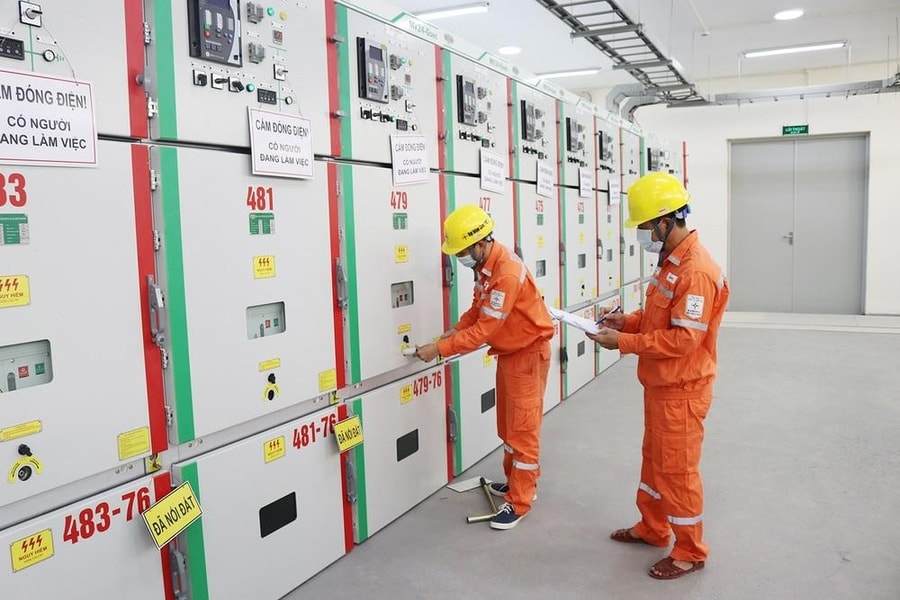 Đảm bảo cấp điện liên tục và an toàn điện trong dịp Tết Quý Mão và lễ hội Xuân năm 2023