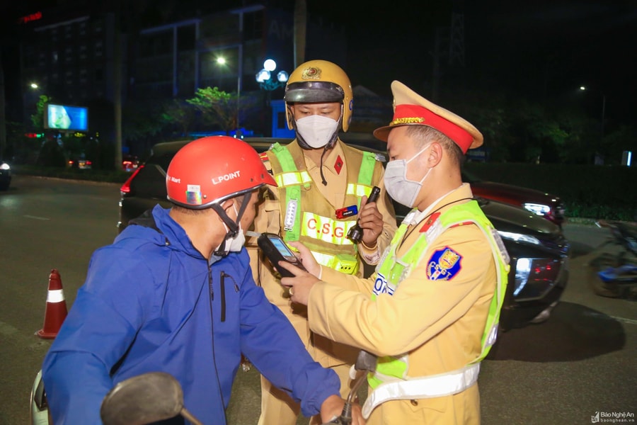 Cảnh sát giao thông Nghệ An xử phạt 113 trường hợp trong 4 ngày đầu của kỳ nghỉ Tết 