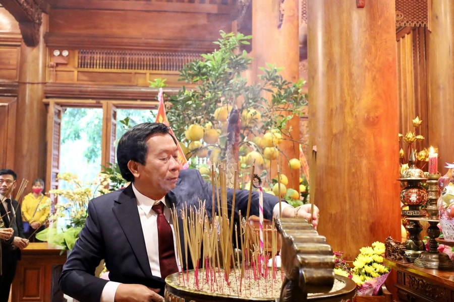 Nhiều hoạt động kỷ niệm 93 năm ngày thành lập Đảng