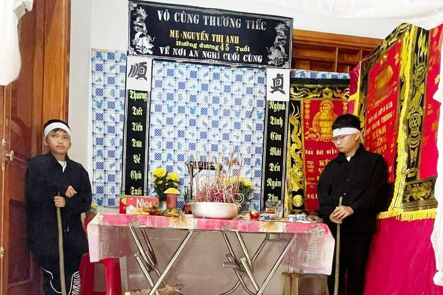 Cảm thương hoàn cảnh 2 anh em mồ côi cả cha lẫn mẹ ở Thanh Chương 