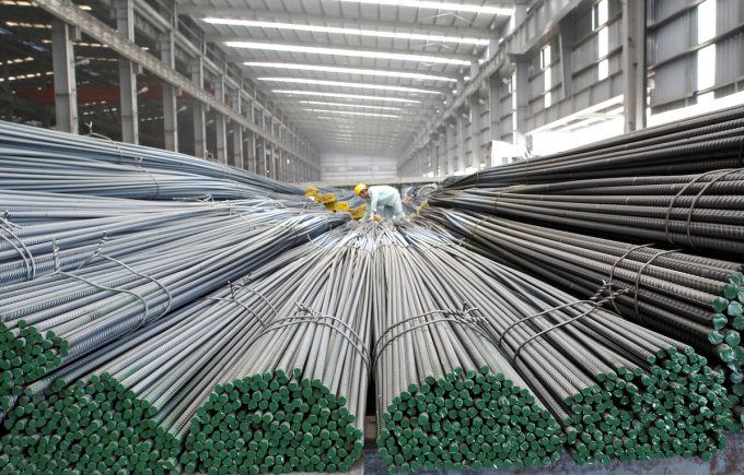 Lúa Đông Xuân cạn nguồn, giá tăng 100 - 300 đồng/kg; Giá thép trong nước lại giảm sâu