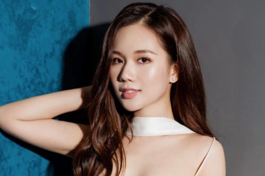 Vẻ đẹp nóng bỏng khác xa trên phim của 'tiểu tam' Phạm Ngọc Anh