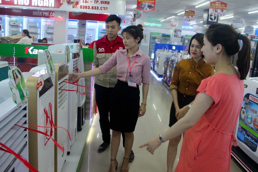 Thị trường điện lạnh 'khởi động' đón đầu mùa nắng nóng