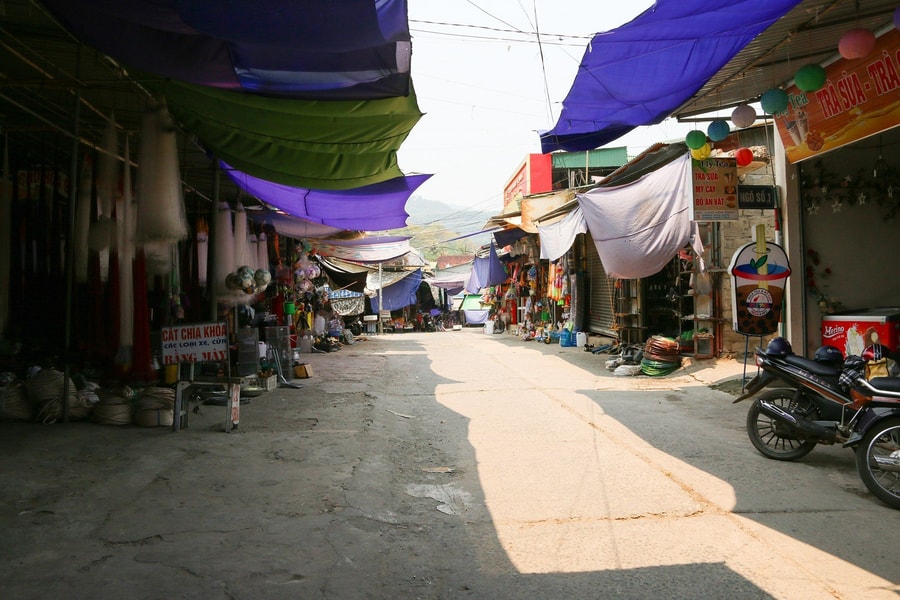 Cuộc sống nơi 'chảo lửa Đông Dương' những ngày nắng gắt